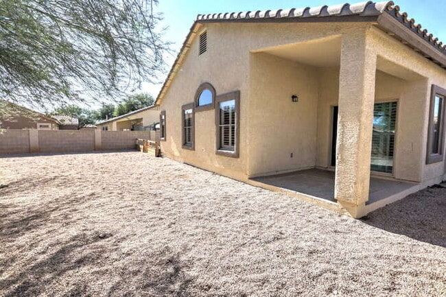 Building Photo - Rancho Sahuarita