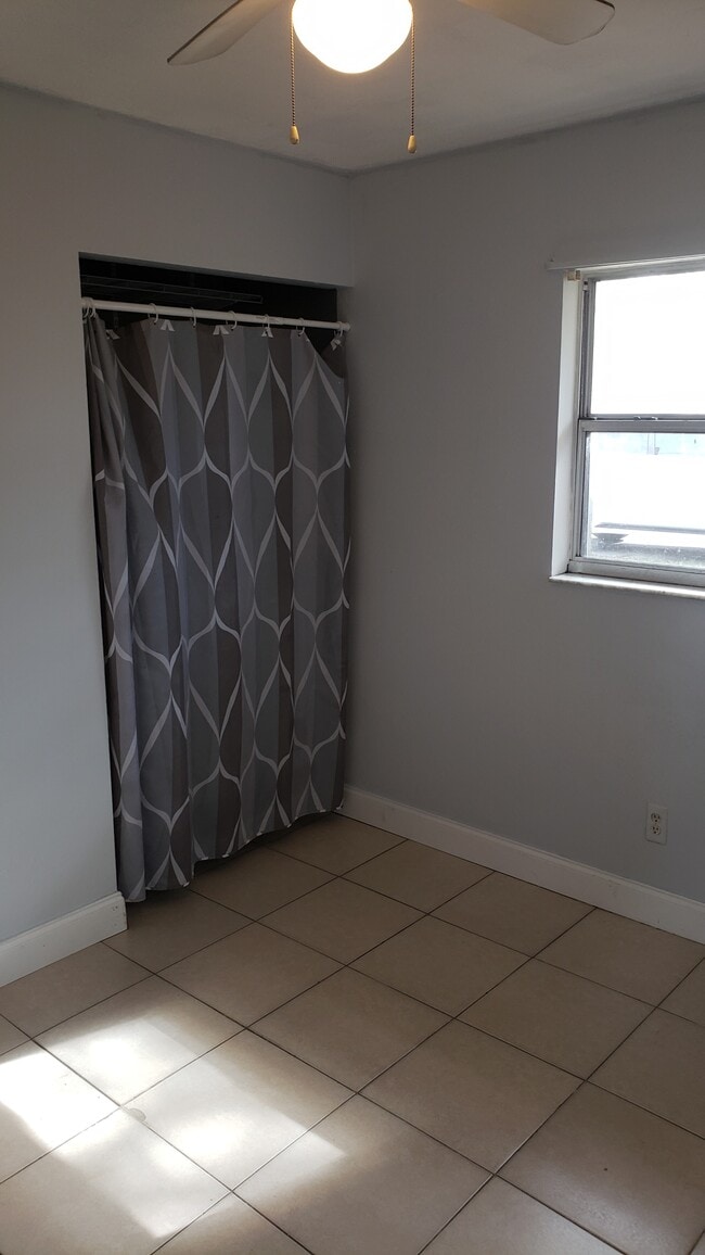 Building Photo - 1309 Union St