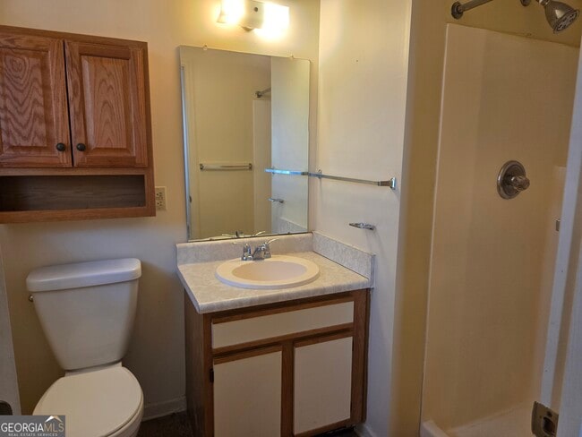 Building Photo - 300 Randolph Dr