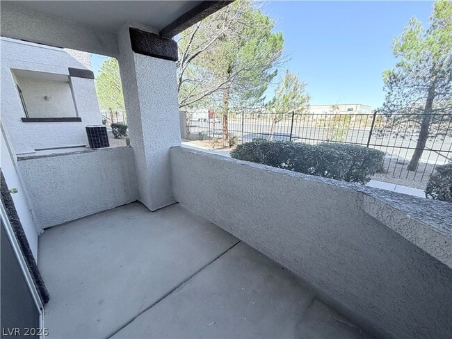 Building Photo - 7255 W Sunset Rd