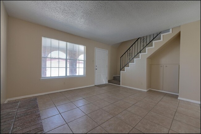 Building Photo - 6951 Alto Rey Ave