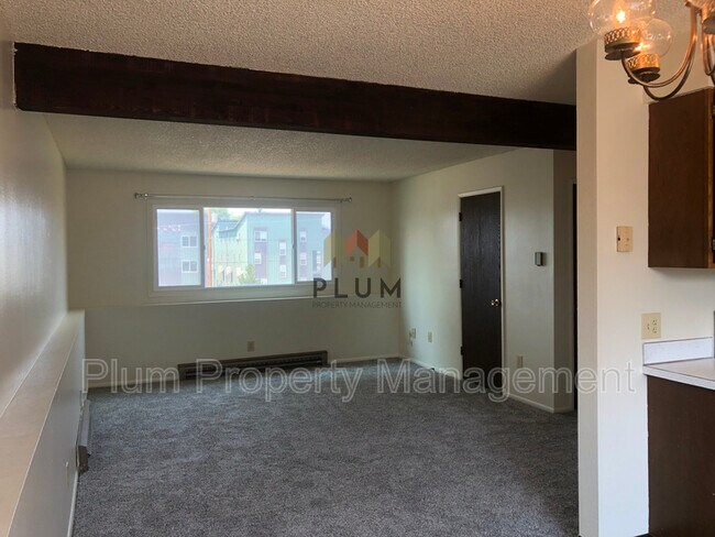 Building Photo - 1824 Phillips St