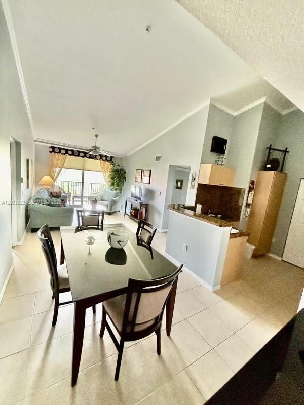 Building Photo - 120 Villa Cir