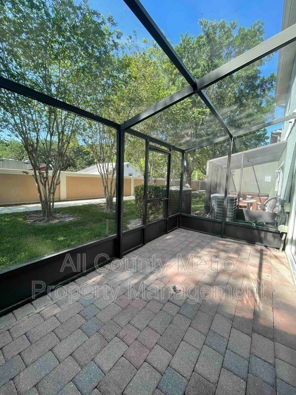Building Photo - 2468 Caravelle Cir