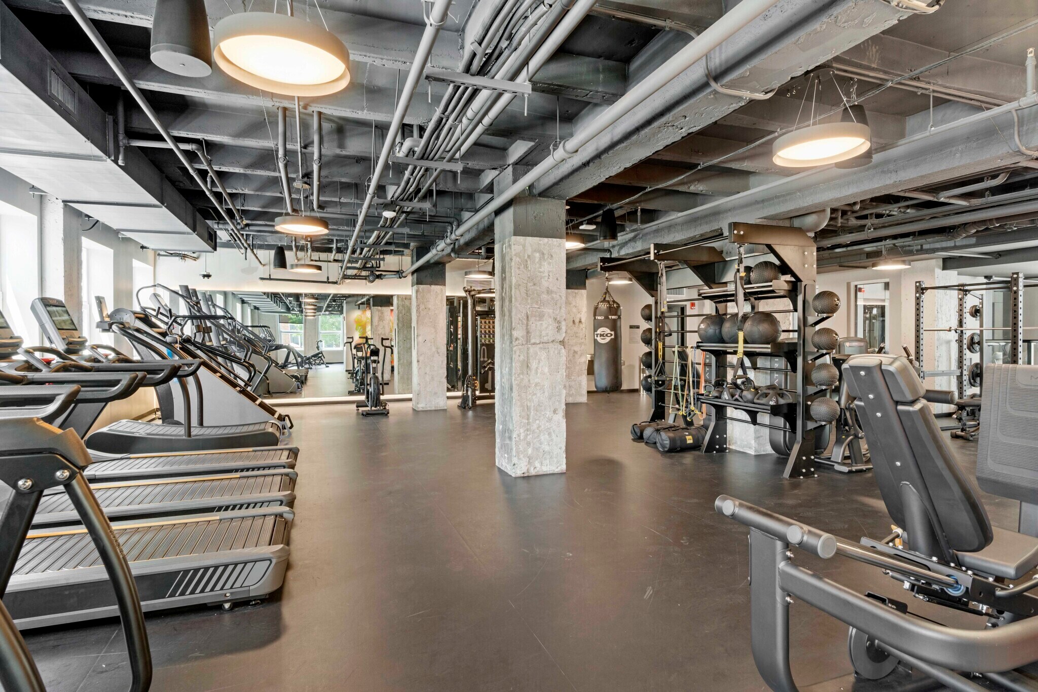 Building Photo - 143 N Ashland Ave