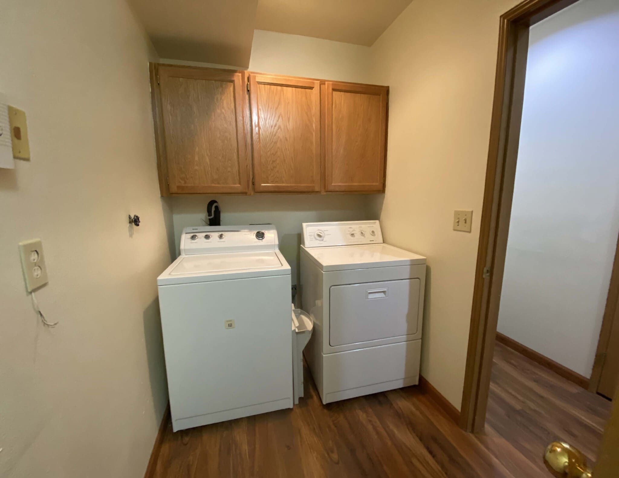 Laundry room back wall - 610 Glen St