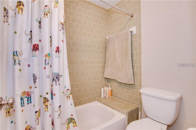 Building Photo - 1706 Belleair Forest Dr