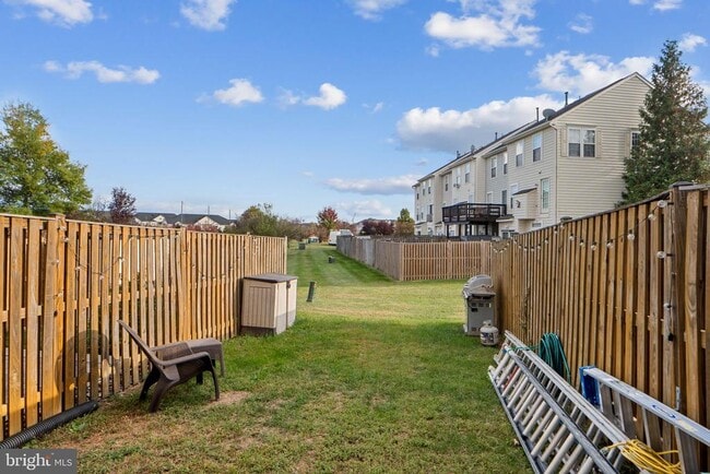 Building Photo - 44481 Watertown Terrace