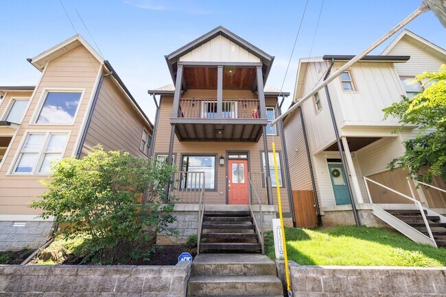 Building Photo - 1501B 9th Ave N