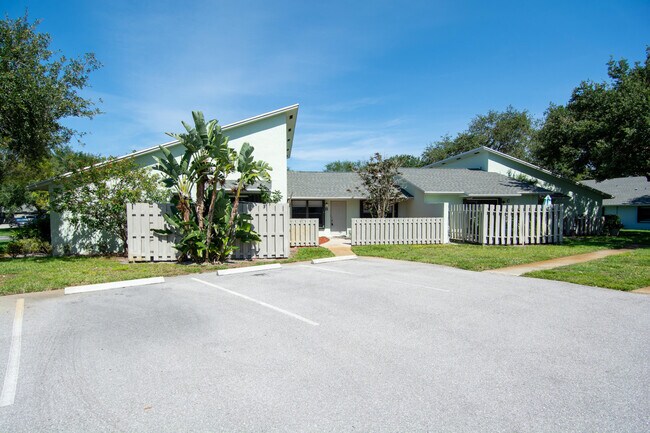 Building Photo - 431 Jupiter Lakes Blvd