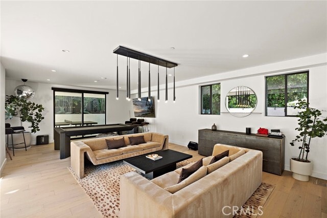 Building Photo - 228 W Avenida Cordoba