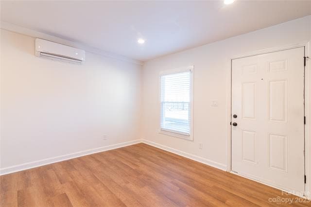 Building Photo - 929 Cantwell St