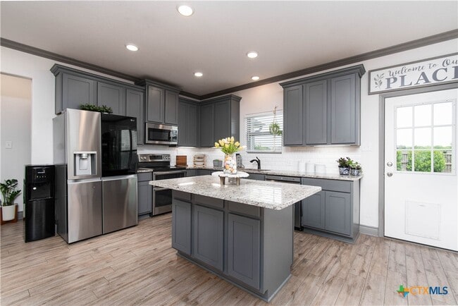 Building Photo - 3810 Twilight Dr