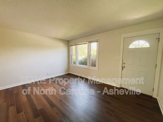 Building Photo - 86 Trowbridge Ln