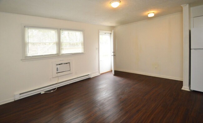 Building Photo - 16 Rainbow Forest Dr