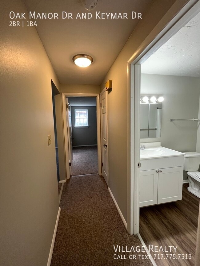 Building Photo - 176 Oak Manor Dr