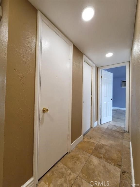 Building Photo - 23608 Decorah Rd