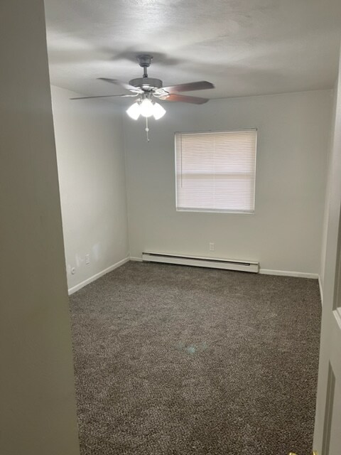 Building Photo - 8612 Willow Terrace