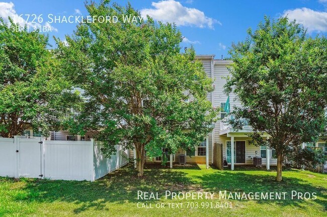 Building Photo - 16726 Shackleford Way