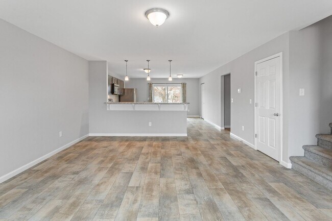 Building Photo - COMING SOON! Spacious 4-Bed Grand Blanc Home with Modern Comfort