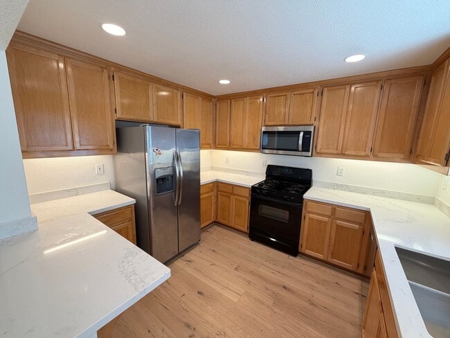 Building Photo - 4 Bed 3 Bath In The Bridges, San Ramon