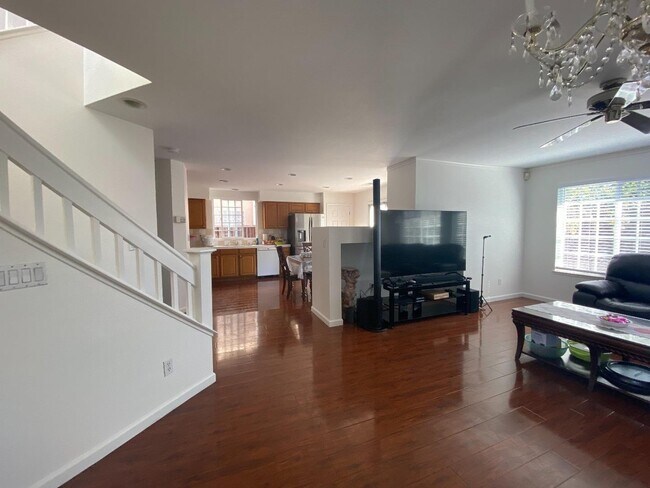 Building Photo - 1582 Sawgrass Dr