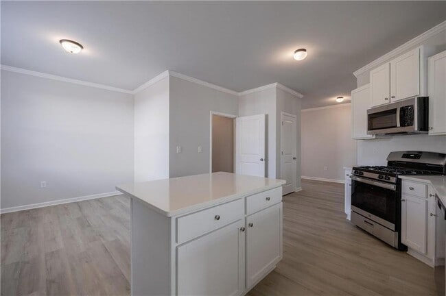 Building Photo - 853 Crossroads Ct