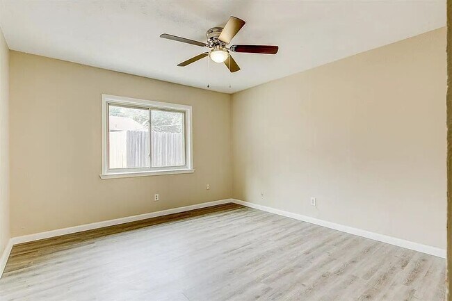 Building Photo - 1316 Royster Rd