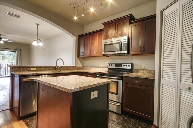 Building Photo - 2139 Chianti Pl