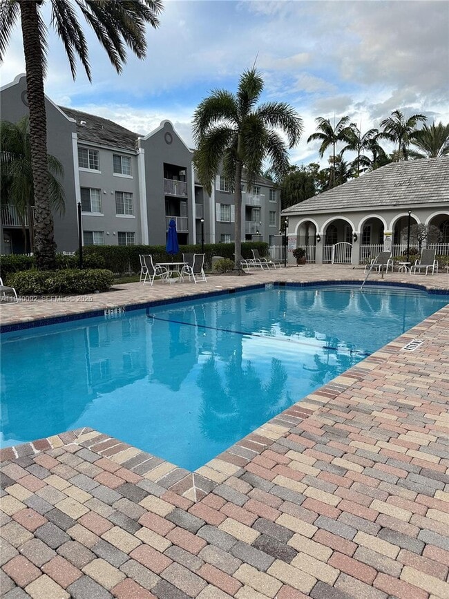 Building Photo - 620 SW 111th Ave