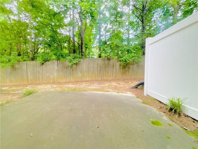 Building Photo - 370 Creek Manor Way
