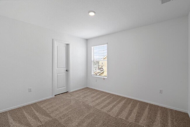 Building Photo - 7229 Spotted Leaf Wy