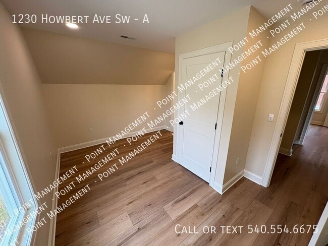 Building Photo - 1230 Howbert Ave SW