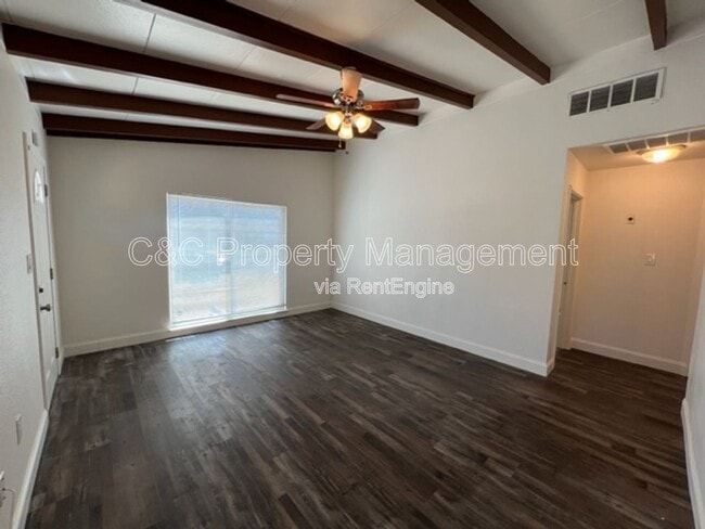 Building Photo - 2119 E Griffith Way