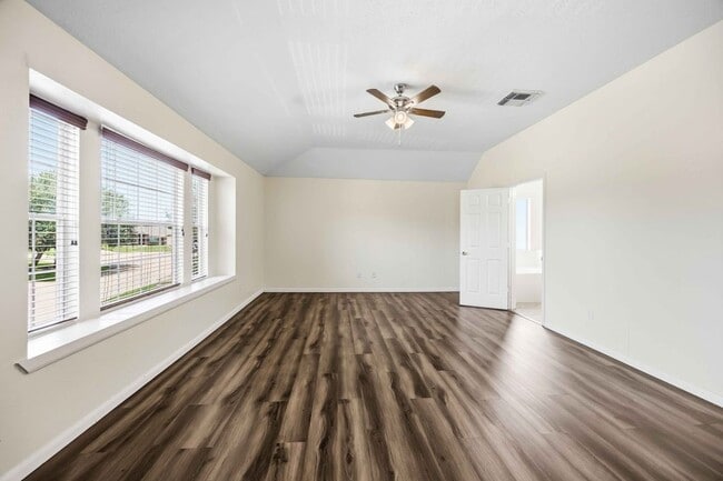 Building Photo - 14015 Crossvale Ln