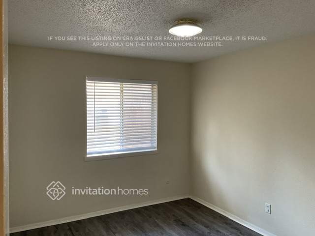 Building Photo - 2138 Wood River Rd