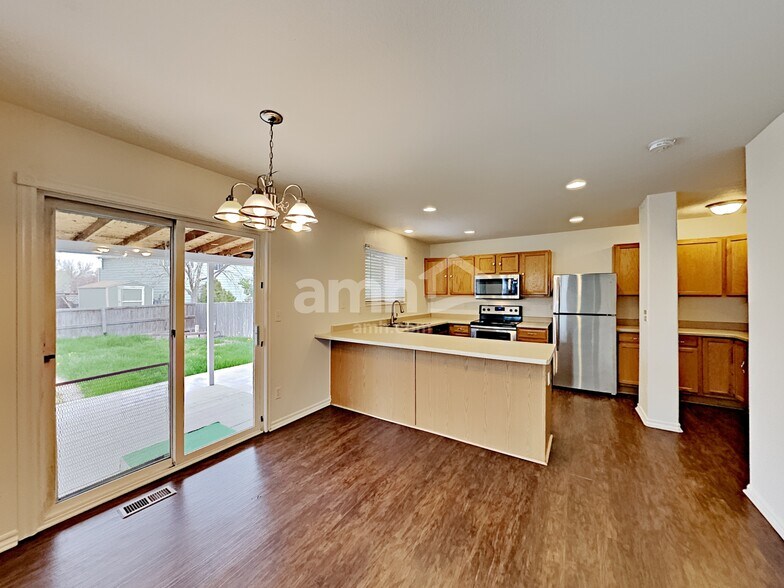Building Photo - 1173 Sandpiper Ln
