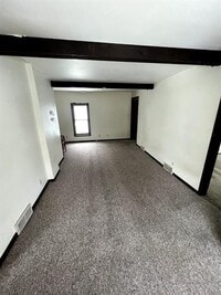 Building Photo - 403 Water St