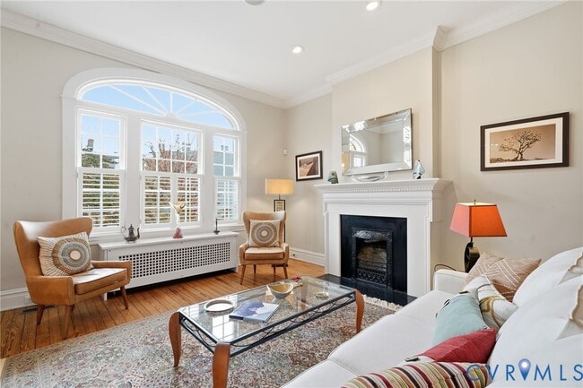 Building Photo - 2005 Stuart Ave