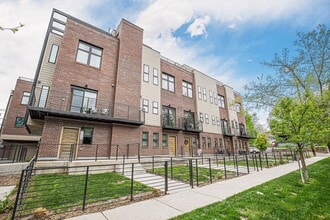 Building Photo - 3148 W 29th Ave