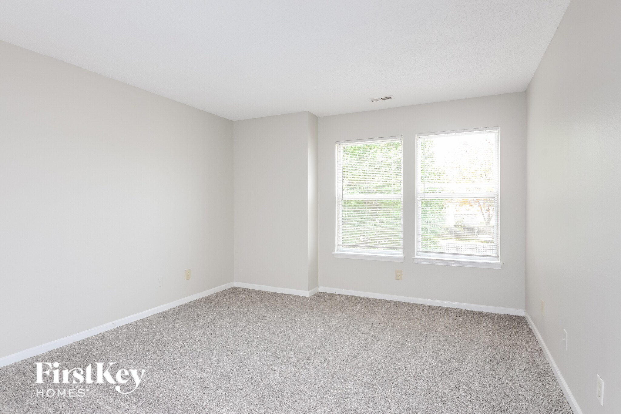 Building Photo - 1319 Freemont Ln