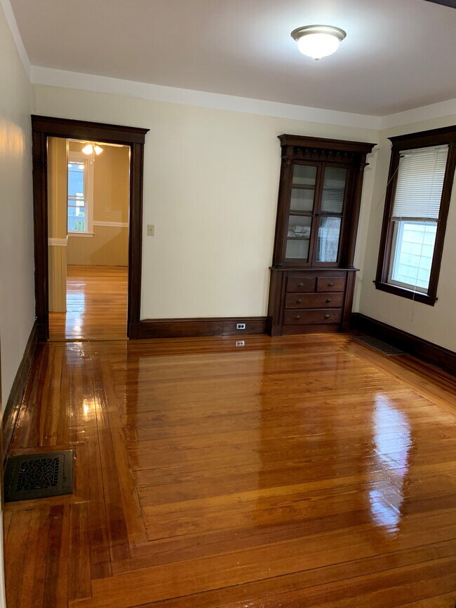 Dining room - 54 Bay State Ave