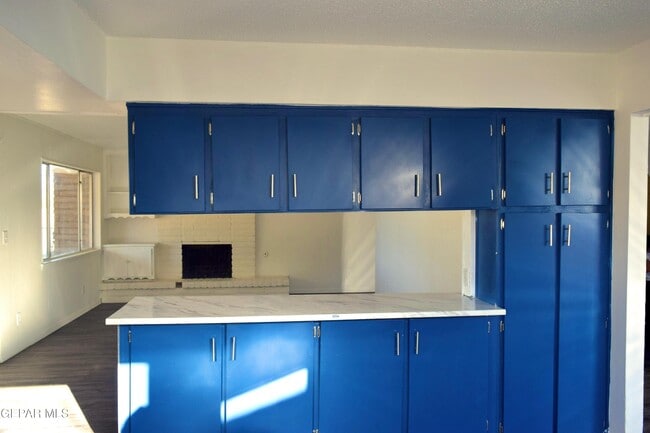 Building Photo - 4613 Sun Valley Dr