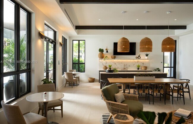 Building Photo - 1874 Heron Club Dr