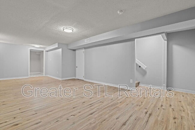 Building Photo - 1519 Harvard Way