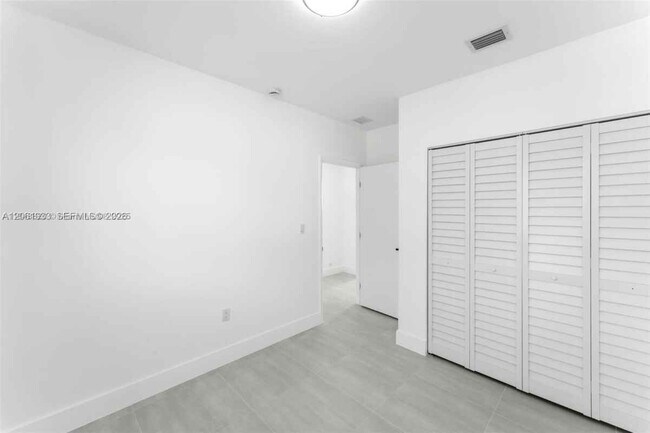 Building Photo - 3710 NW 13th Pl