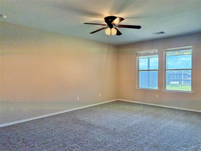 Building Photo - 709 SW 149th Pl