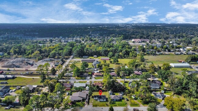 Building Photo - 5911 Easter St