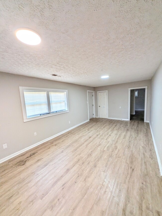 Building Photo - 2924 Springside Pl SE