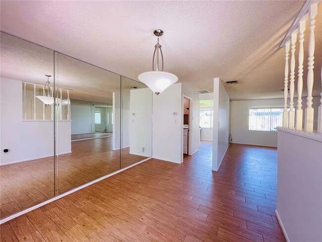 Building Photo - 428 Breakwater Dr